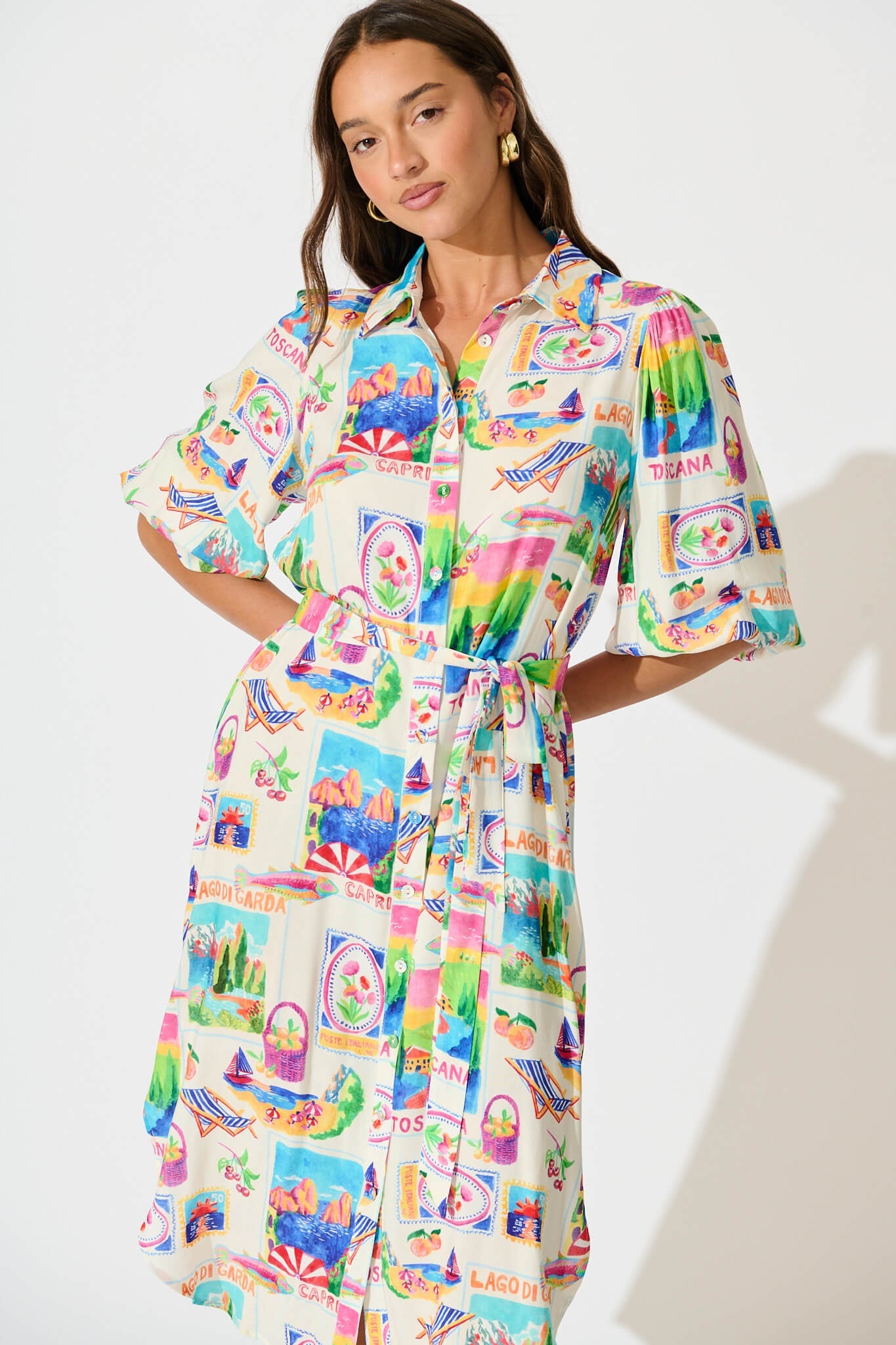 Francy Midi Shirt Dress In White With Bright Resort Print