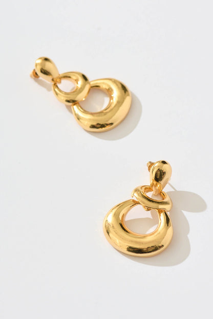 Kesara Drop Earring in Gold