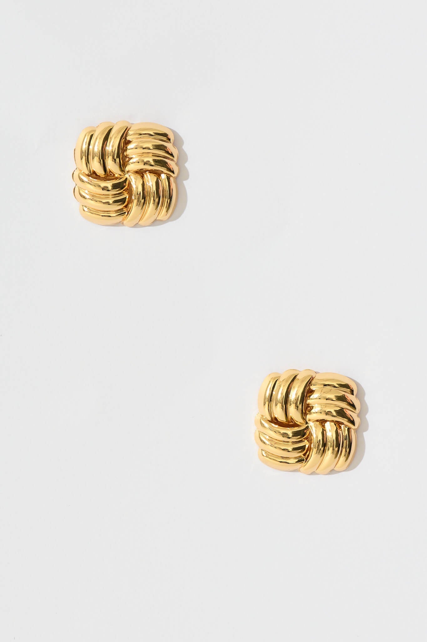 Aero Stud Earrings in Gold