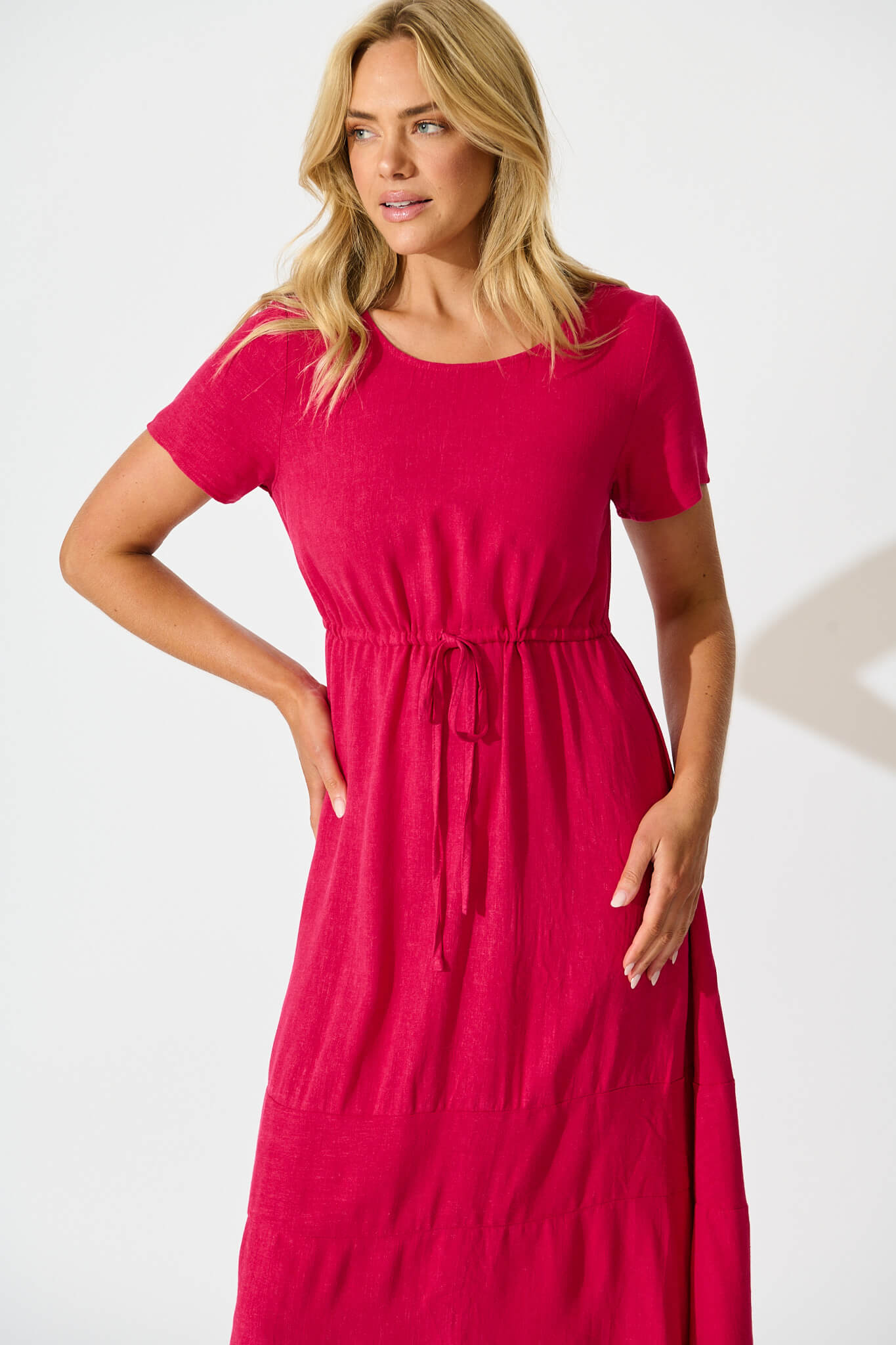 Mary Midi Dress In Fuchsia Linen Blend