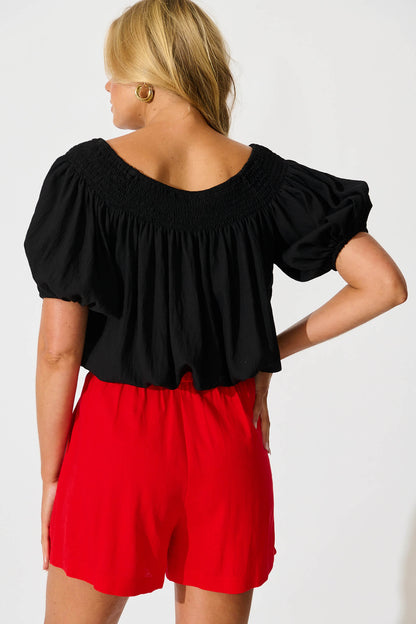 Lilo Short in Red Linen Blend