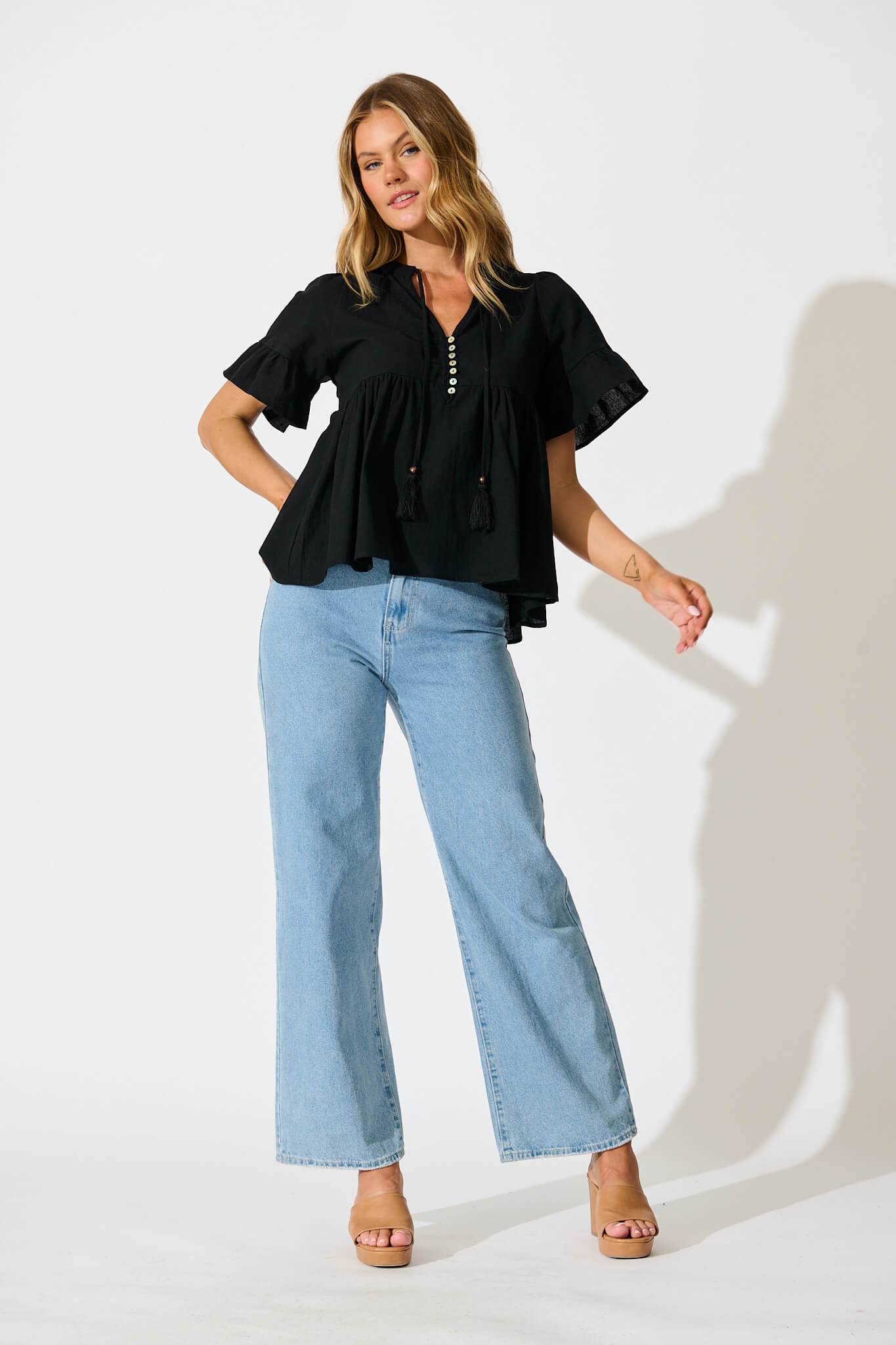 Orla Top in Black Cotton Linen