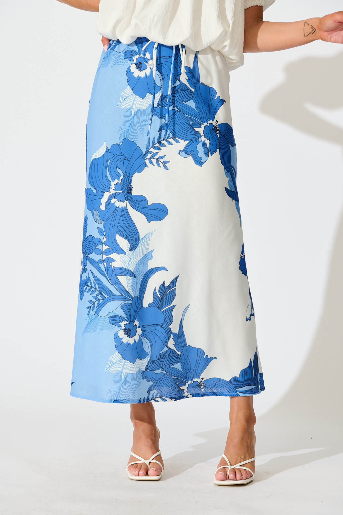 Rubina Maxi Skirt In Blue and White Floral Linen Blend