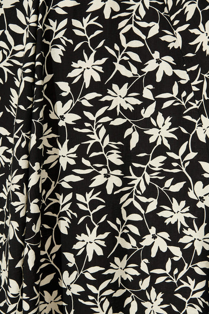 Brandsy Maxi Skirt In Black With Cream Floral