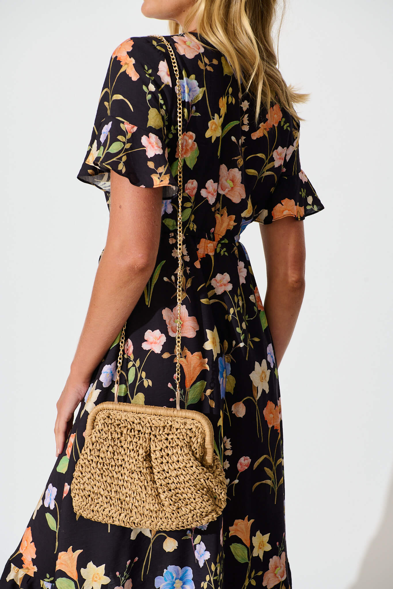 Adira Clutch Bag in Natural Straw