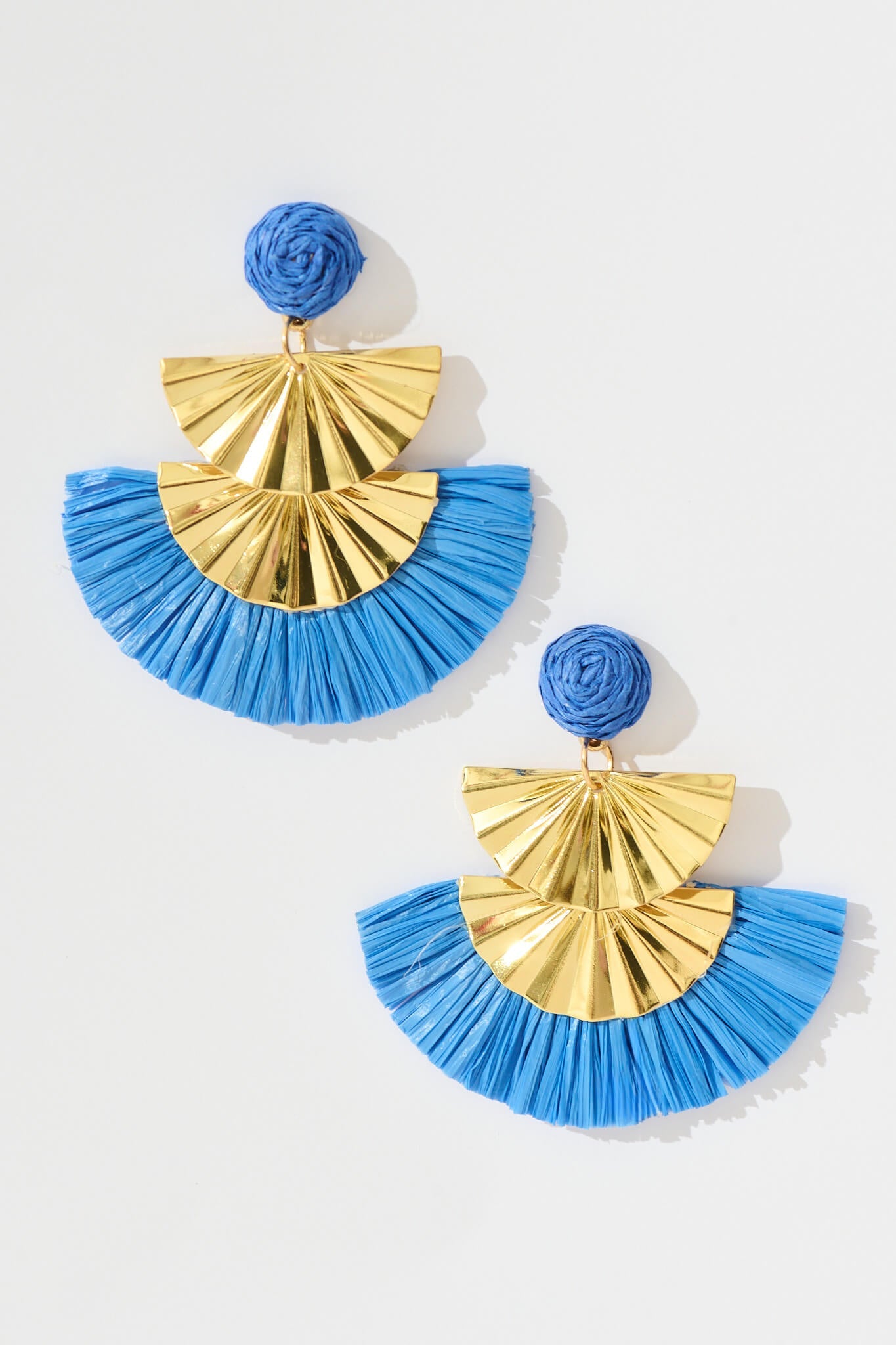 Amarti Drop Earring in Gold with Blue Straw