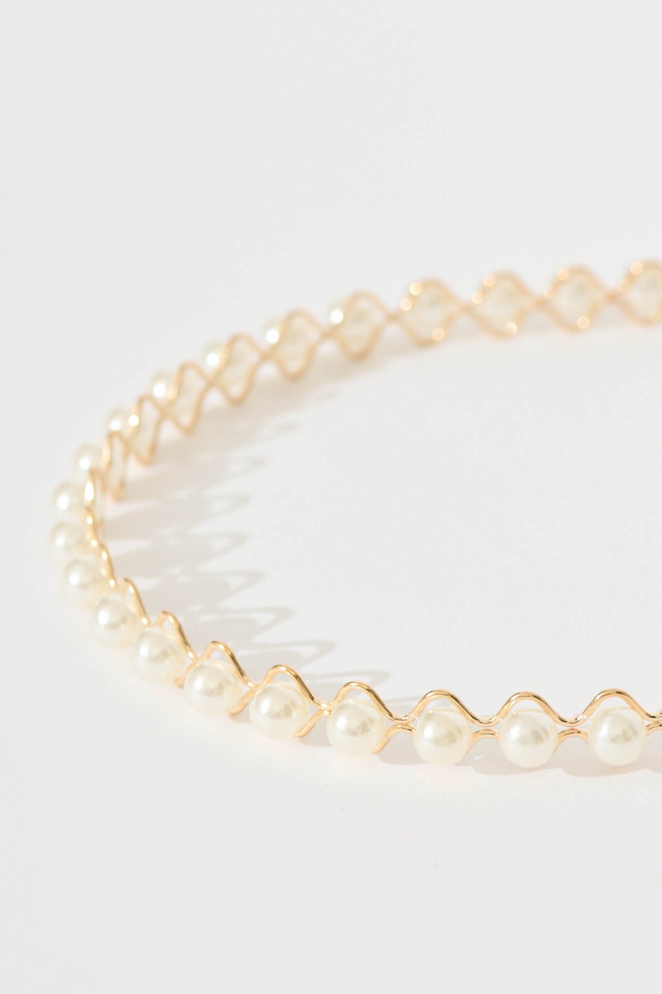 Keira Headband in Gold with Pearl