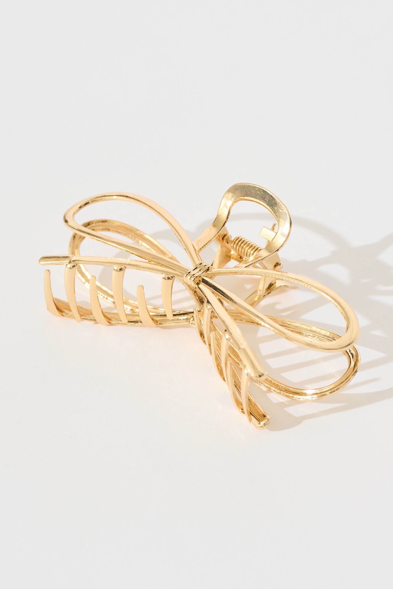 Zia Large Bow Hair Claw in Gold