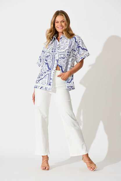 Capri Shirt In White and Blue Cotton Linen