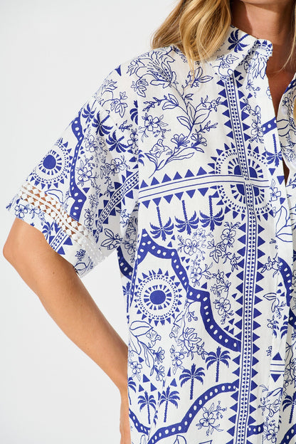 Capri Shirt In White and Blue Cotton Linen