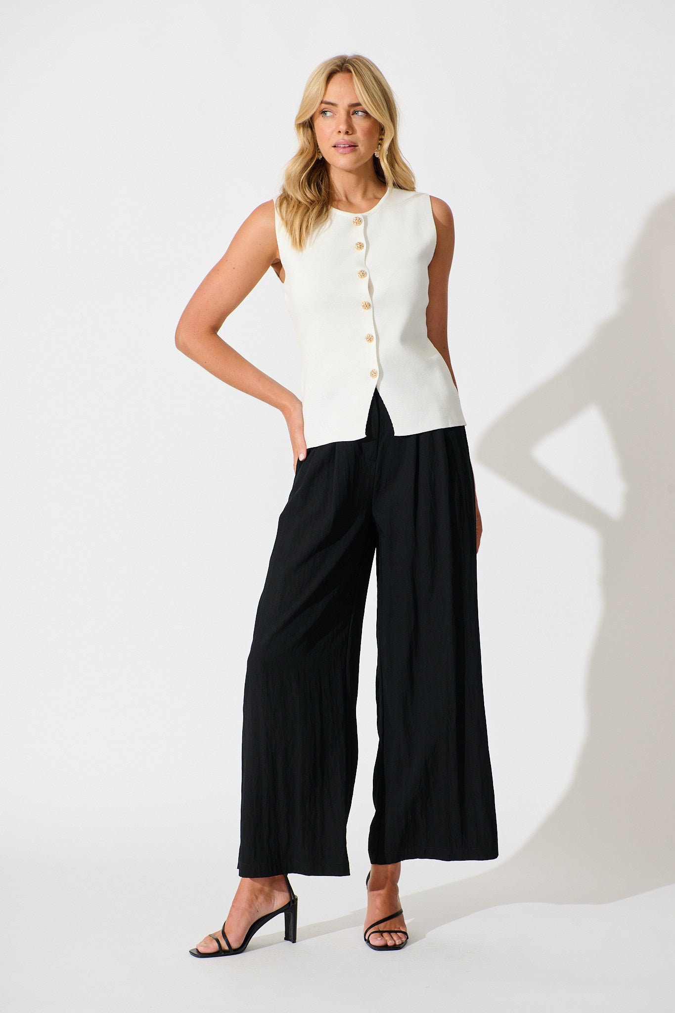 Naomi Knit Vest In White