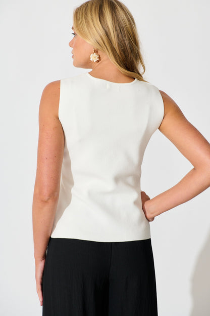 Naomi Knit Vest In White
