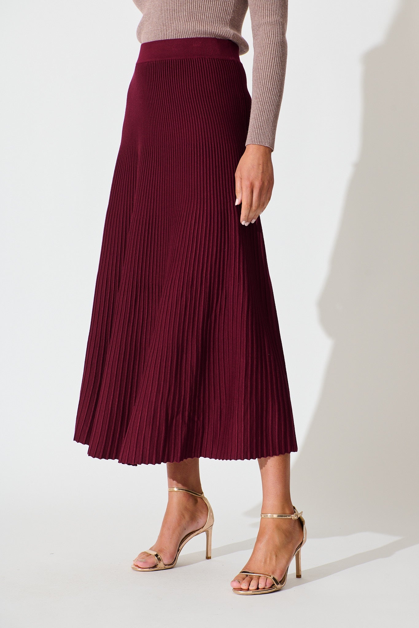 Honeycup Knit Skirt In Wine Cotton Blend