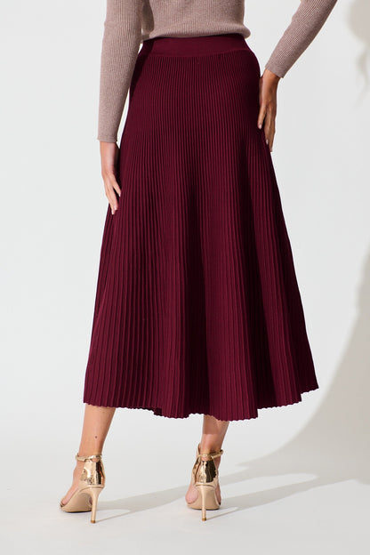 Honeycup Knit Skirt In Wine Cotton Blend