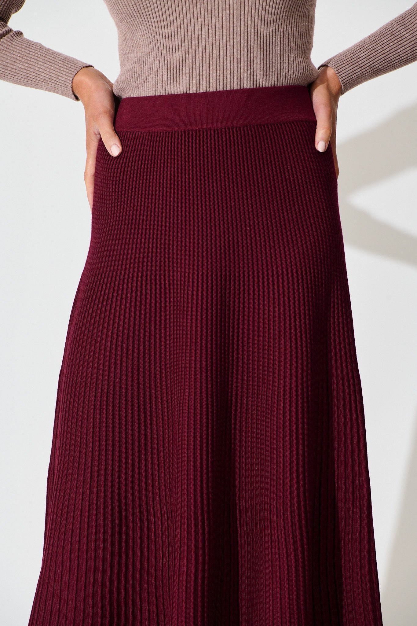 Honeycup Knit Skirt In Wine Cotton Blend
