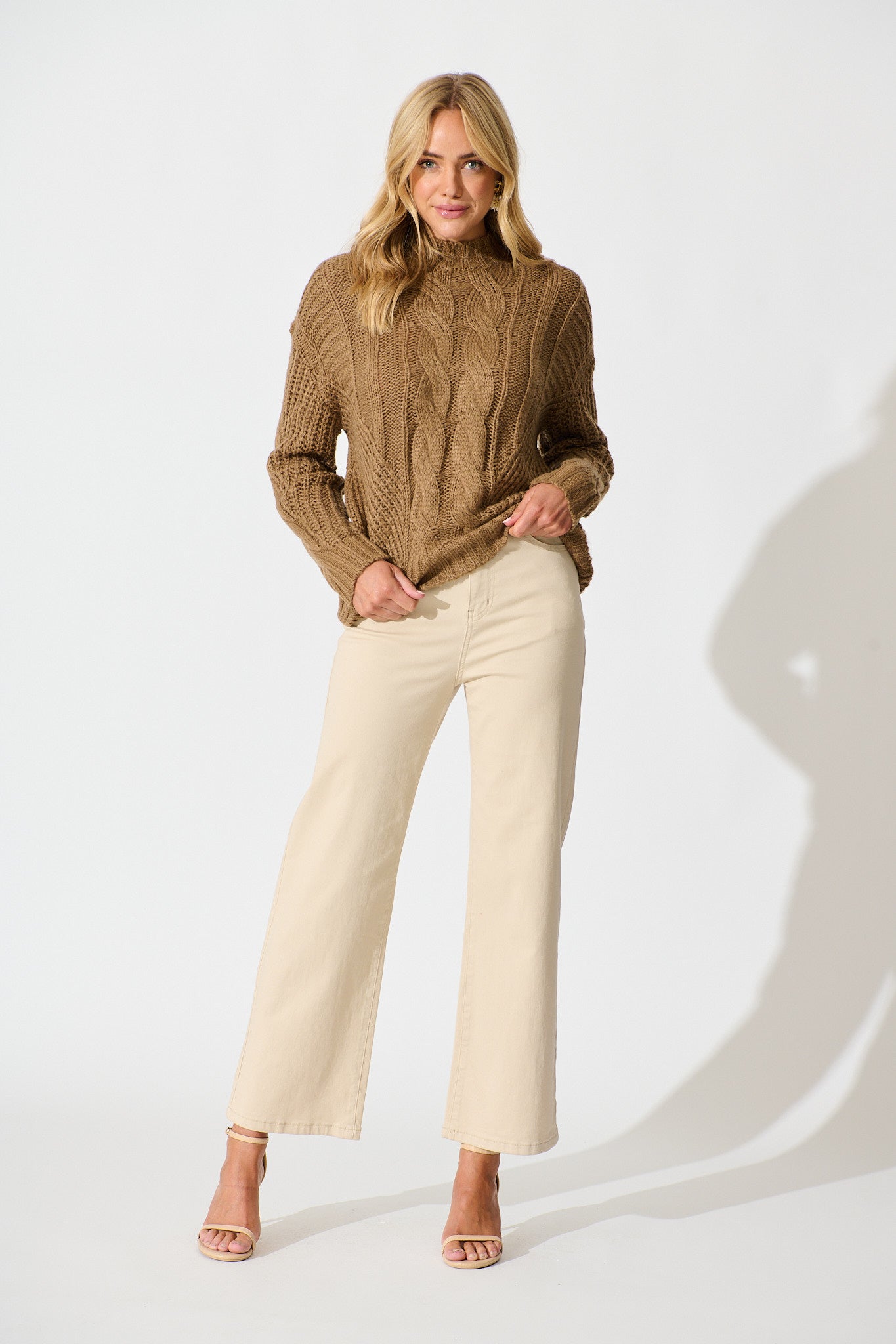 Notting Knit In Mocha