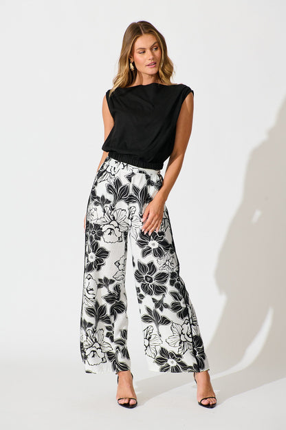 Della Pant in Black Floral