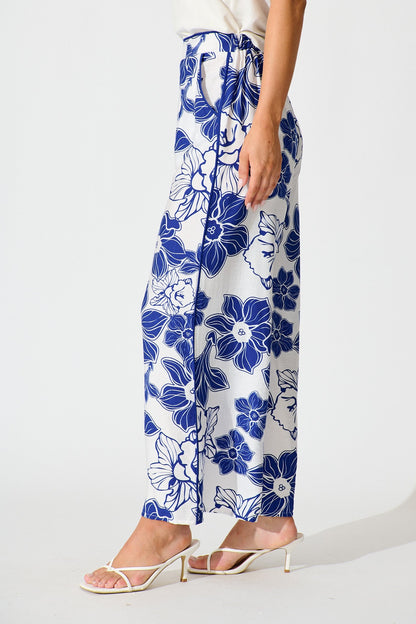 Della Pant in Cobalt Floral