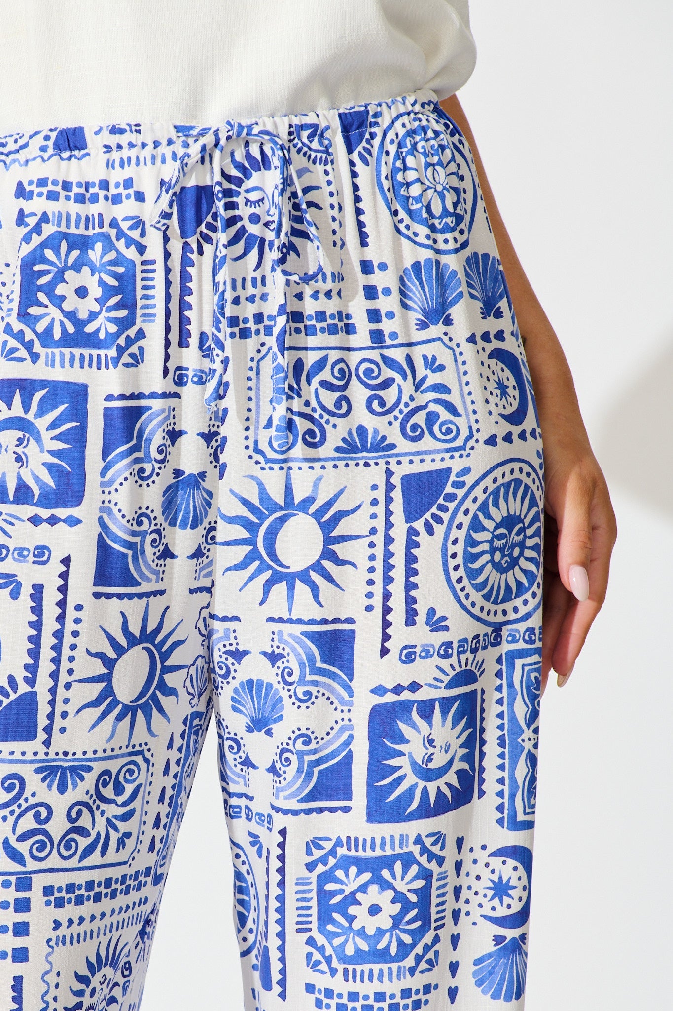 Chelsea Pant in Blue Print