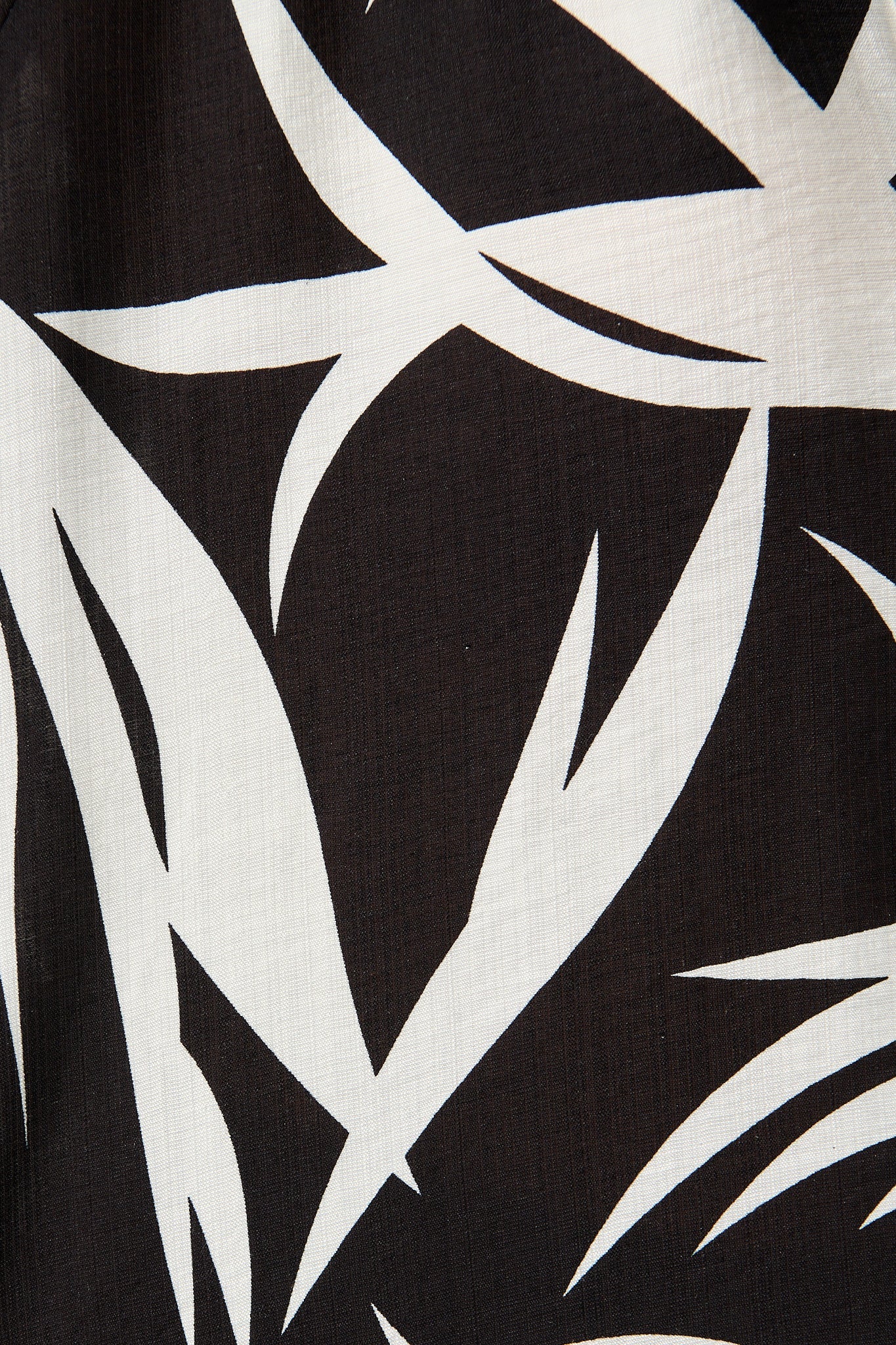 Kelsie Top in Black Leaf Print