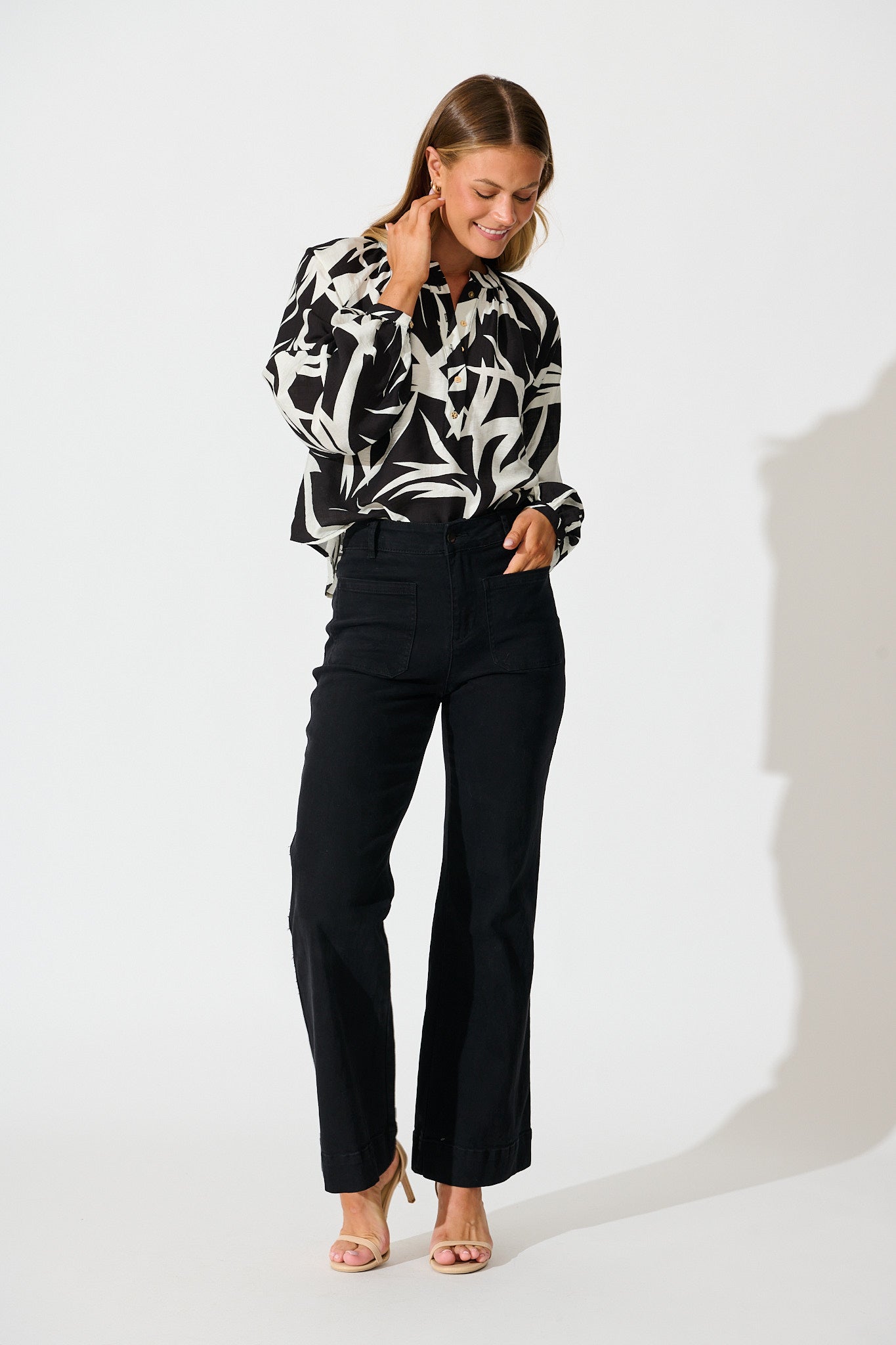 Kelsie Top in Black Leaf Print