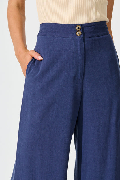 Soho Pant in Navy