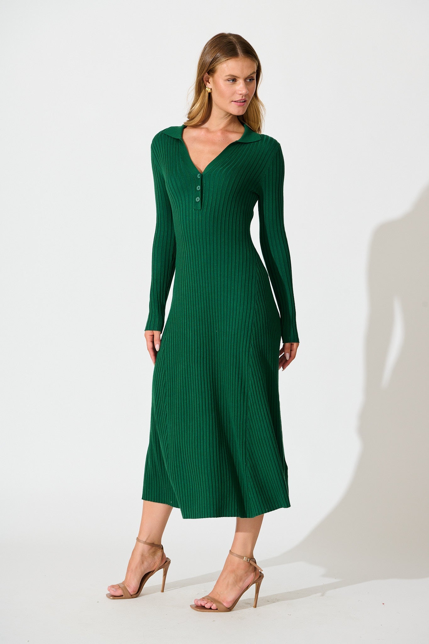 Centrepiece Midi Knit Dress in Green
