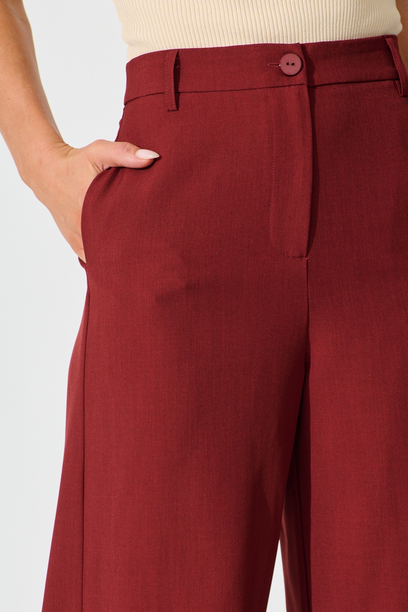 Office Talk Pant in Wine
