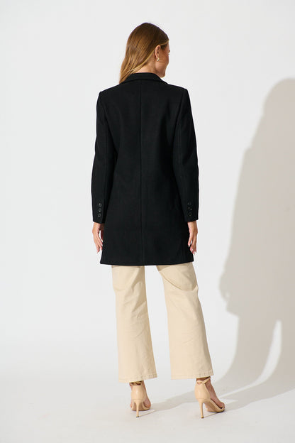 Prato Coat in Black