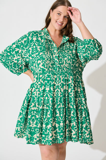 Caracelle Smock Dress In White With Green Print
