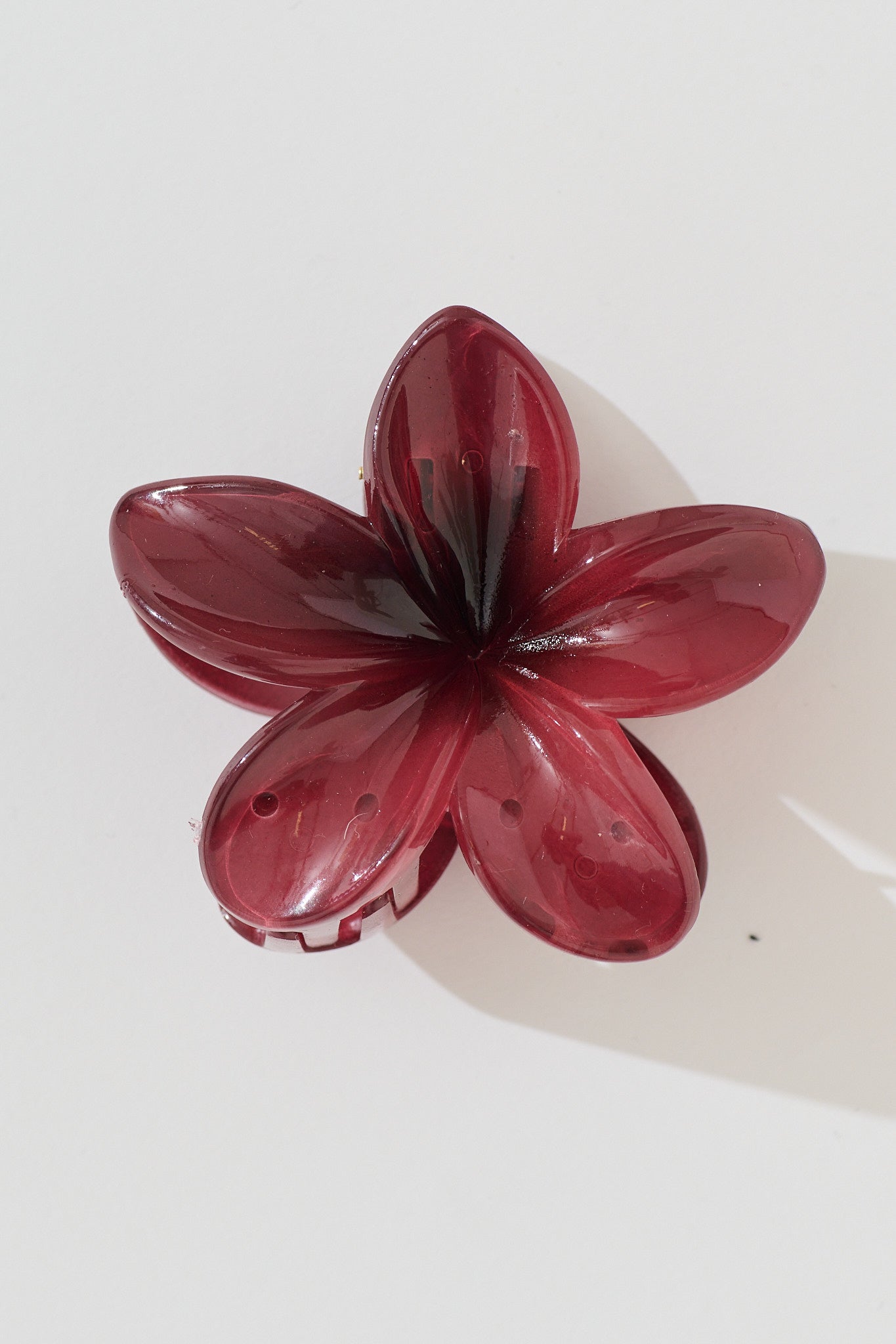 Frangipani Hair Claw in Wine Red