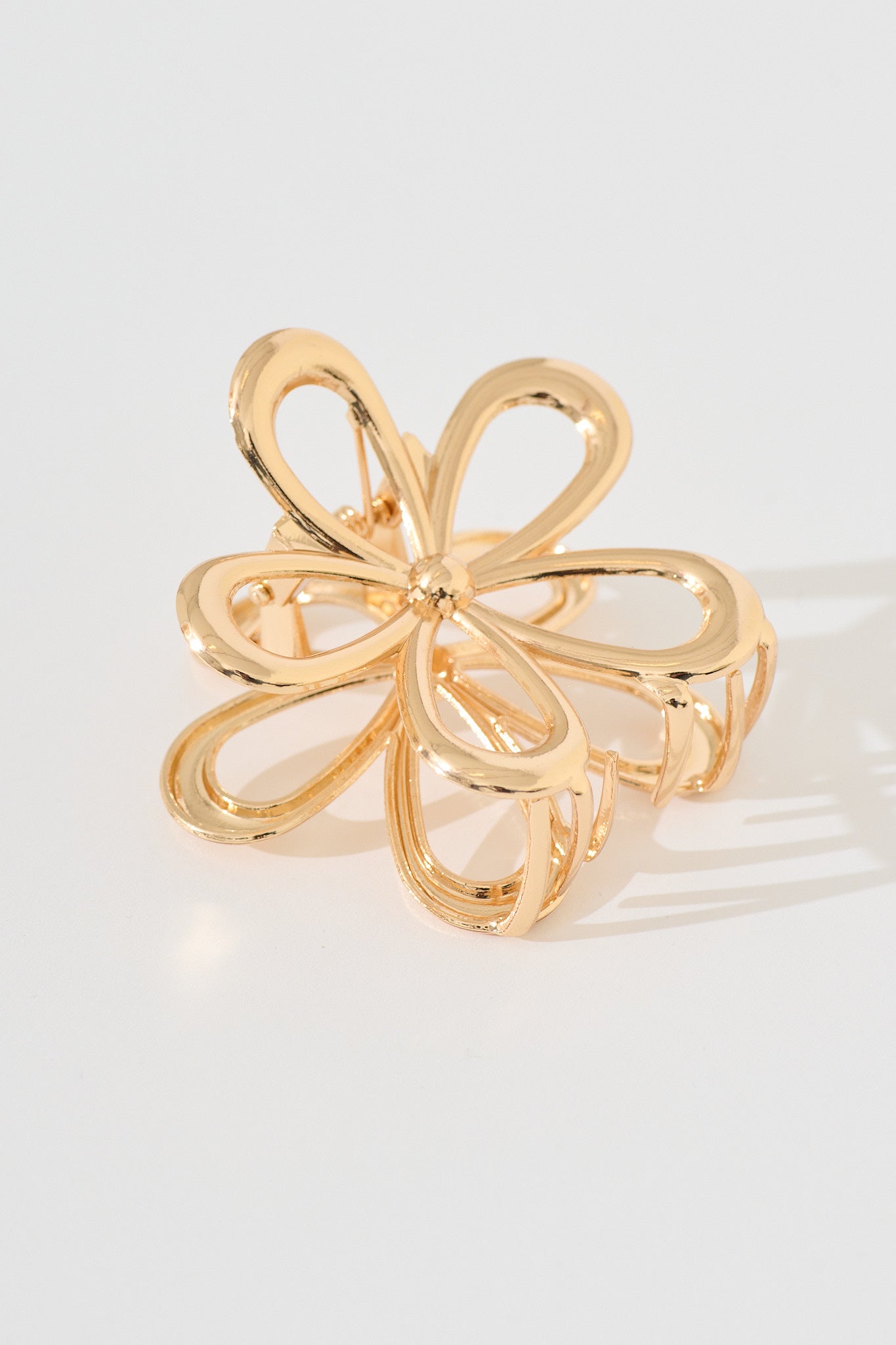 Floraly Metal Hair Claw in Rose Gold