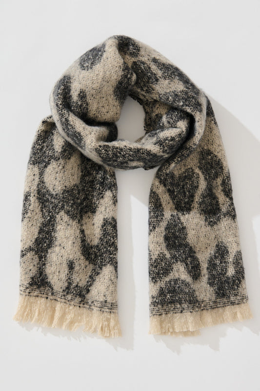 Spencer Knit Scarf in Dark Grey Leopard