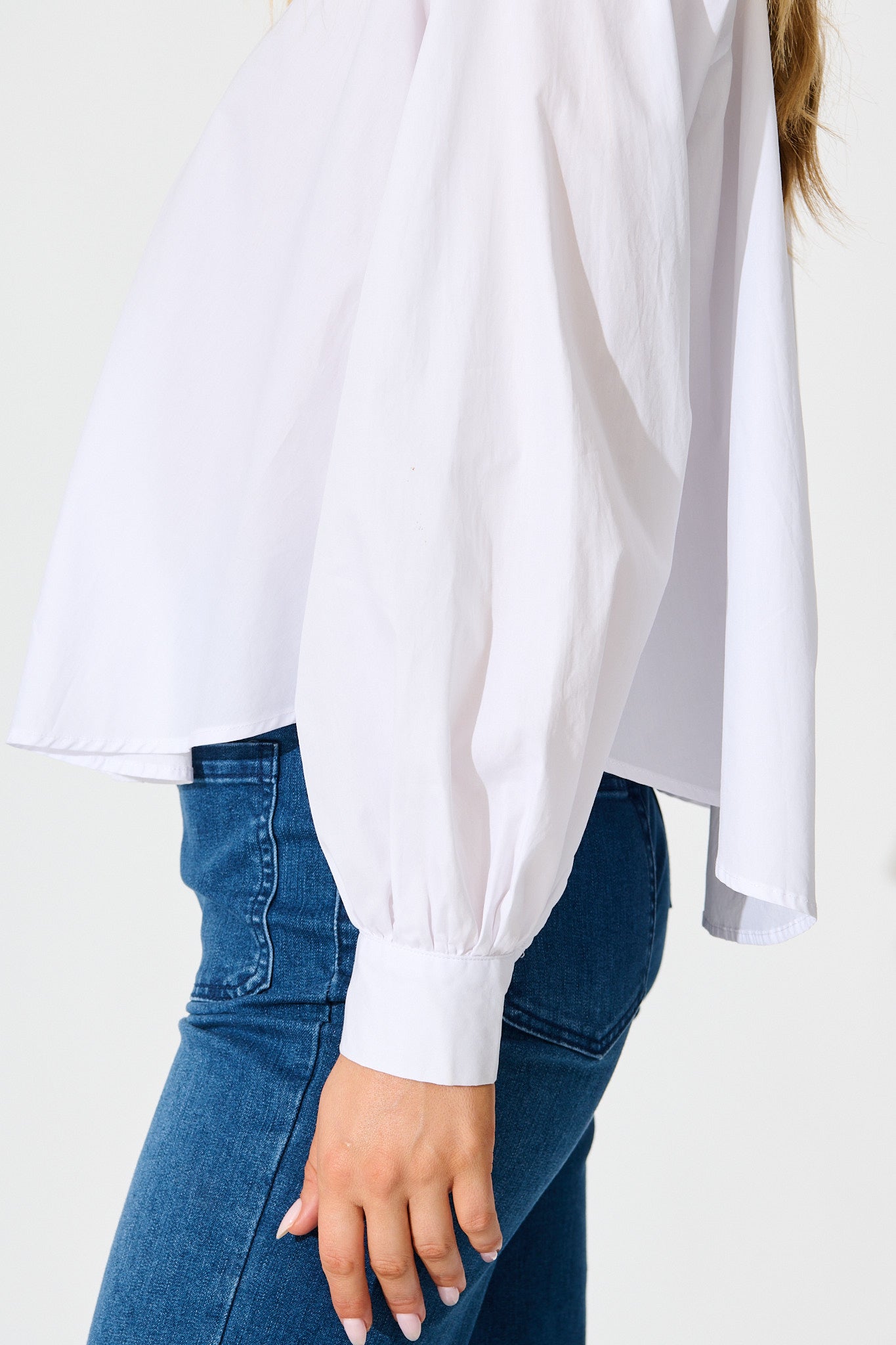 Essie Shirt in White Cotton