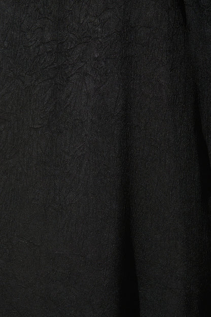 The moment Maxi Dress in Black Crinkle Satin