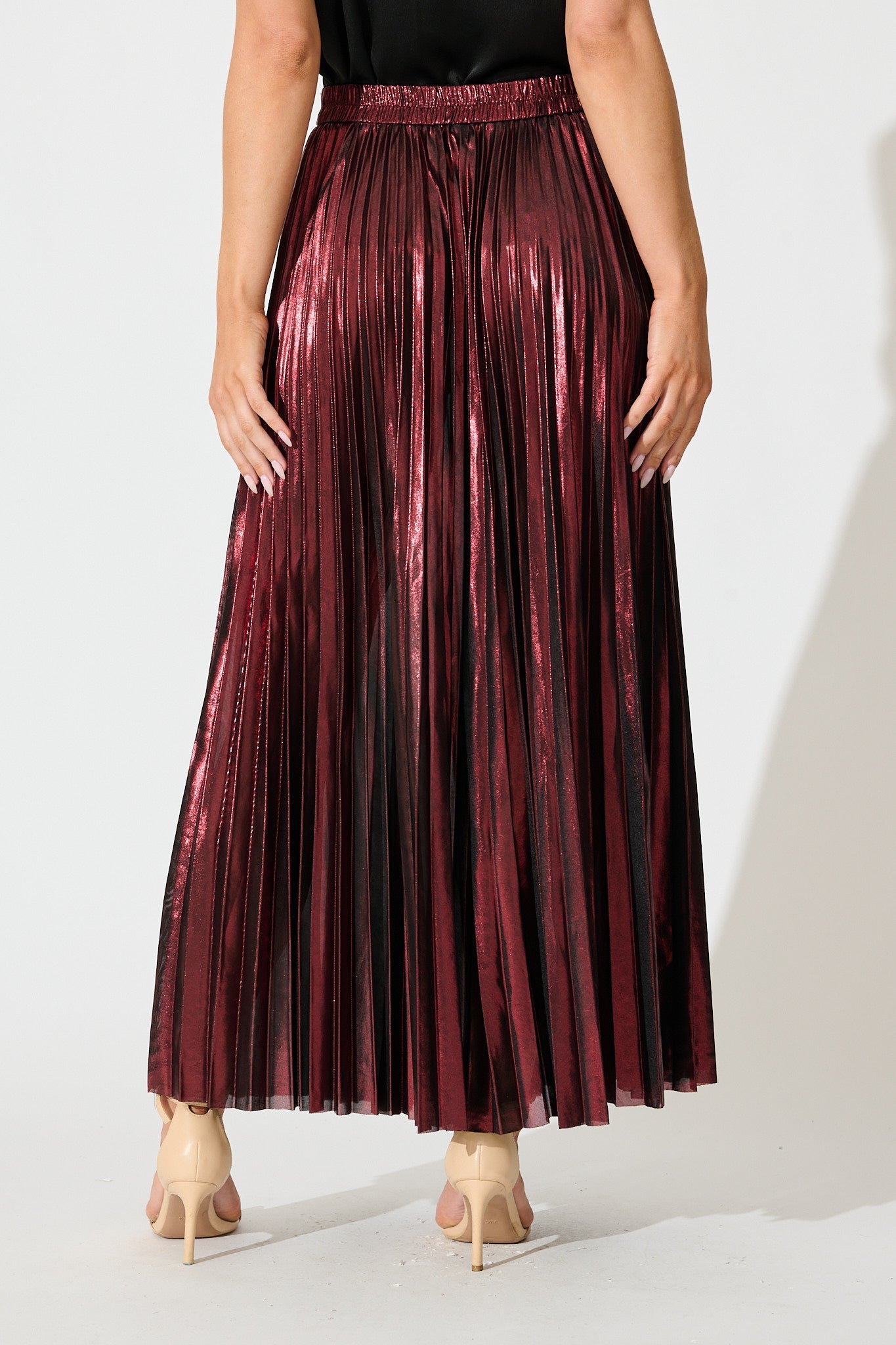 Milani Maxi Pleat Skirt in Wine