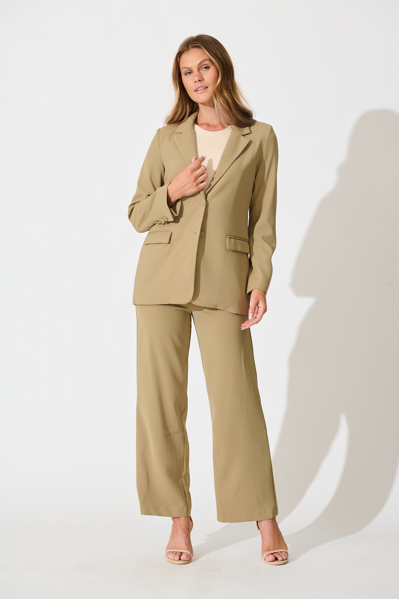 Ariana Blazer in Camel