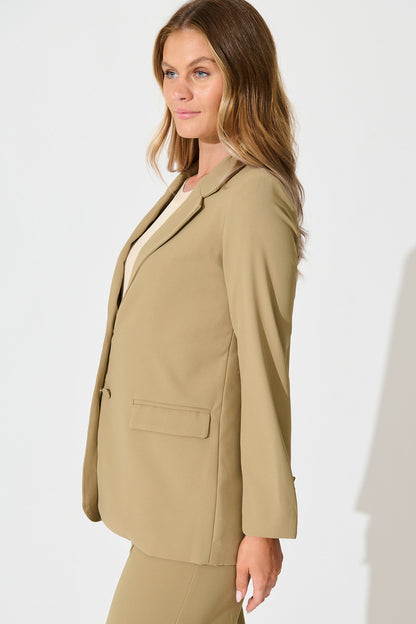 Ariana Blazer in Camel