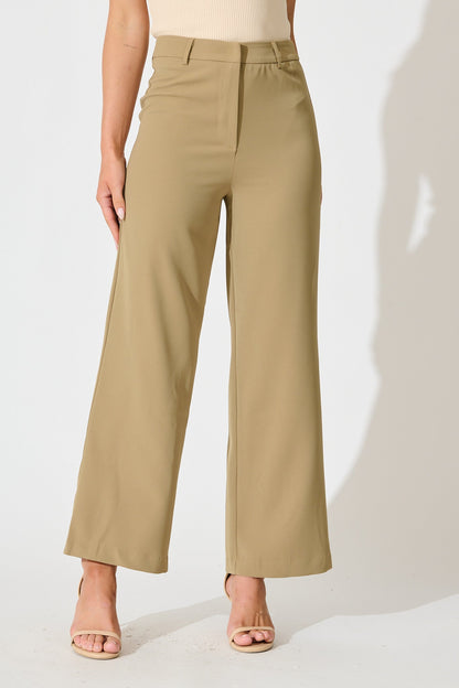 Annika Pant in Camel