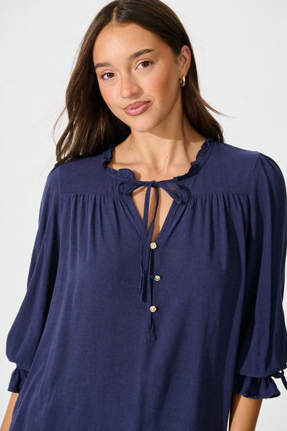 Bonnie Top in Navy Linen Blend