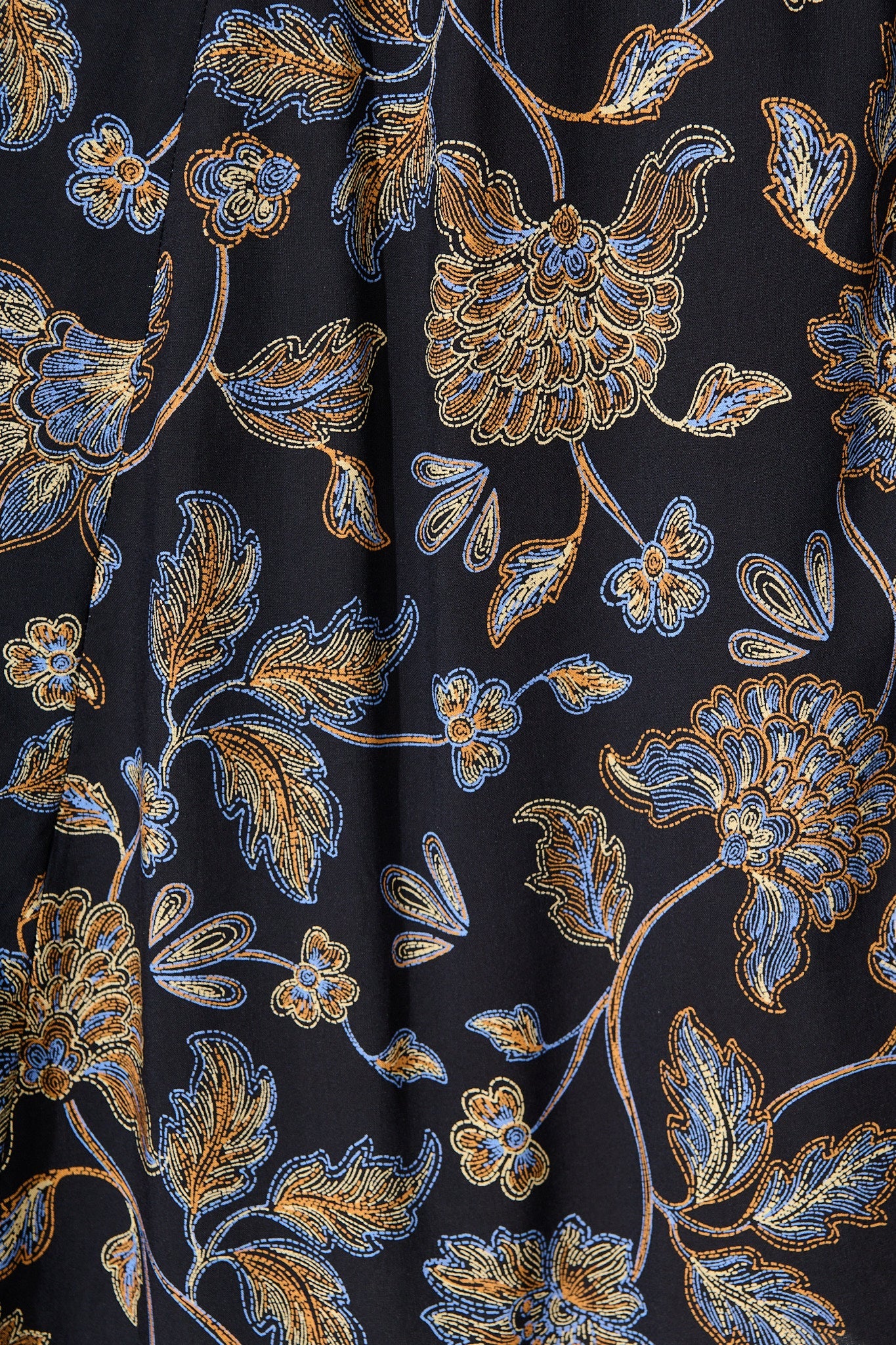 Beatrice Maxi Dress in Black Floral