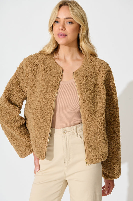 Look My Way Teddy Jacket in Mocha