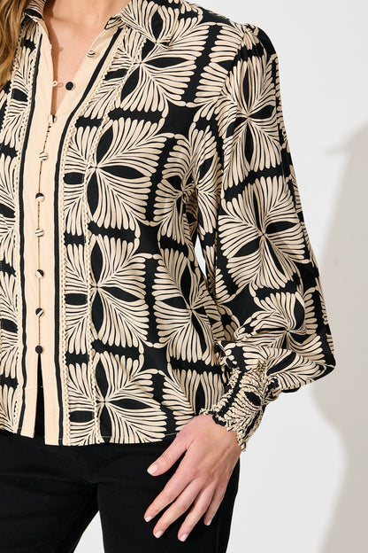 Esra Shirt in Cream with Black Tile Print