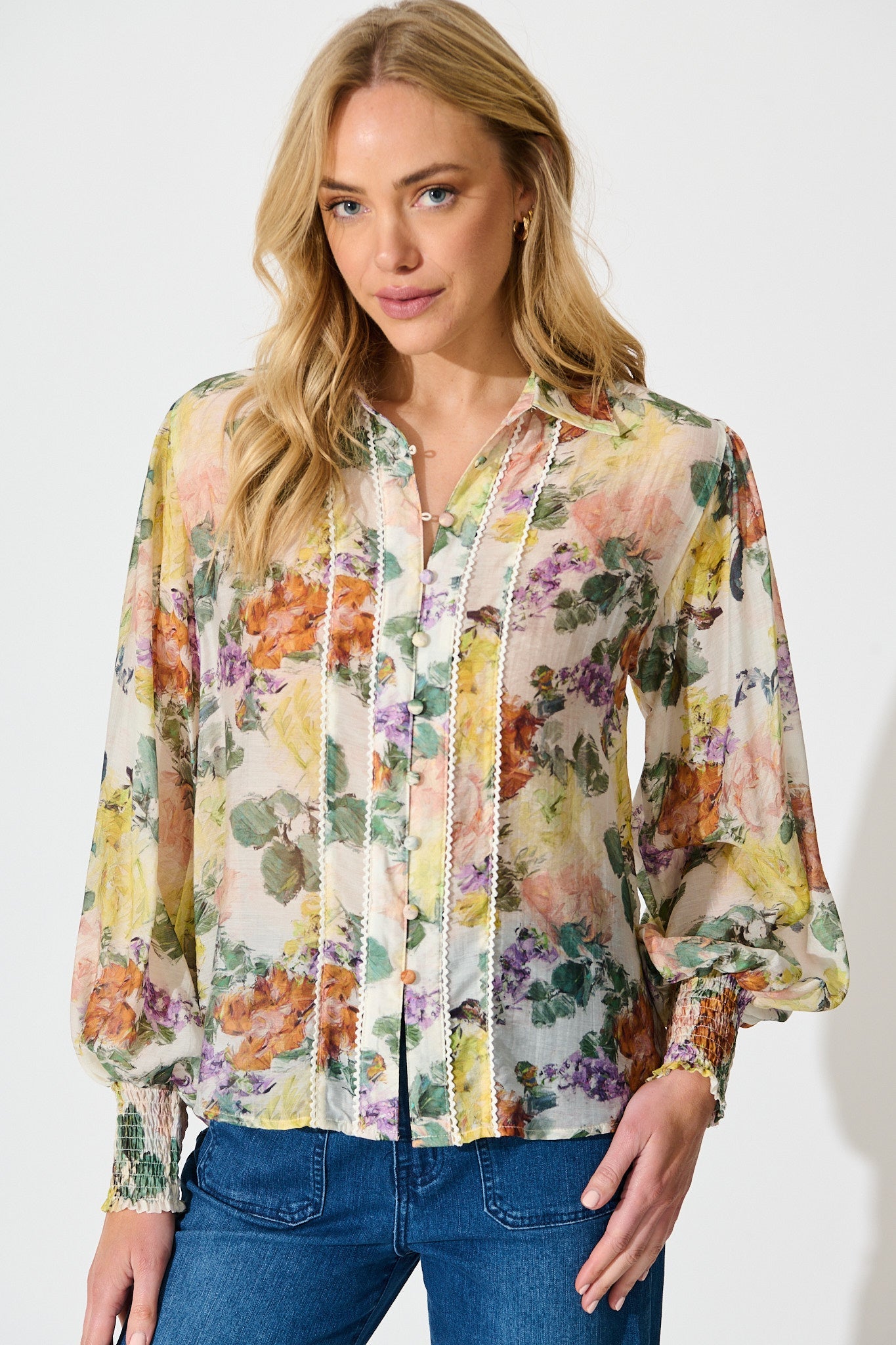 Esra Shirt in Cream with Multi Floral Print