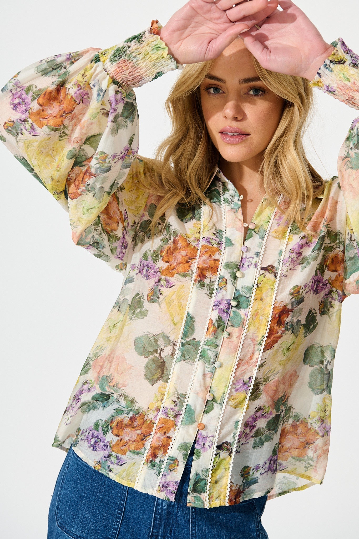 Esra Shirt in Cream with Multi Floral Print