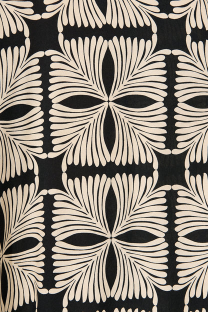 Mariah Petite Pant in Cream with Black Tile Print