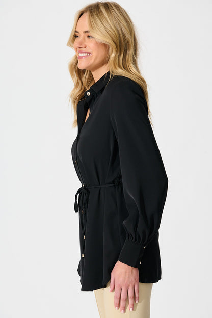 Office Muse Shirt in Black