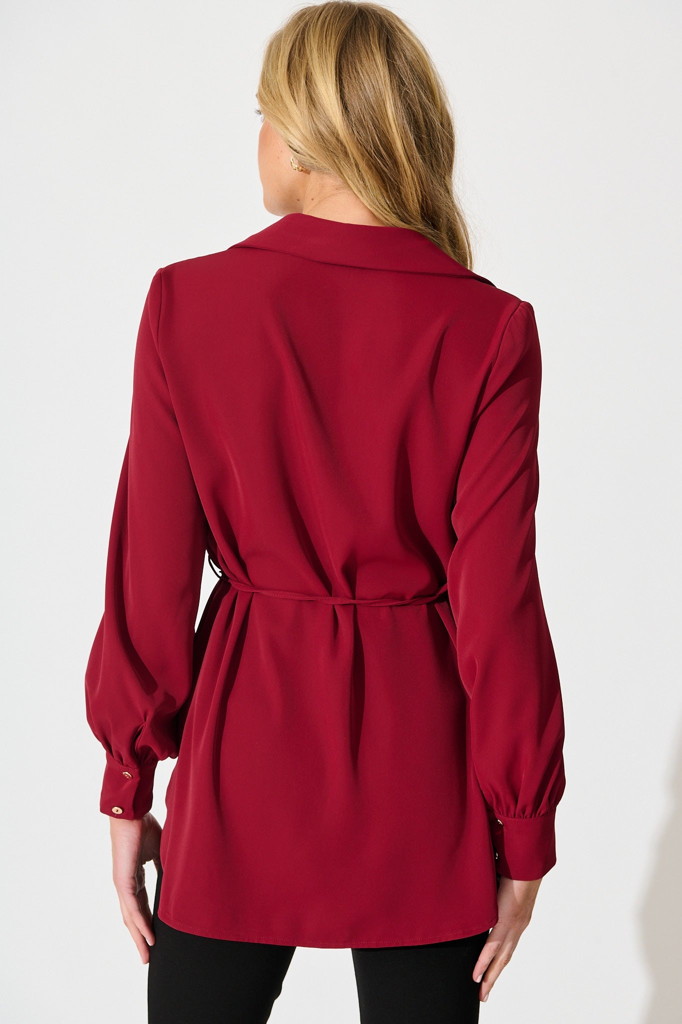 Office Muse Shirt in Wine