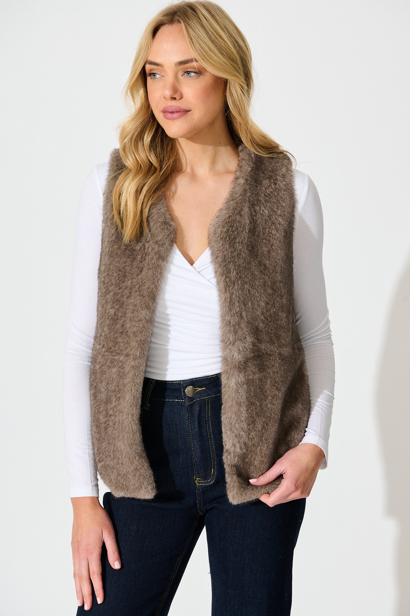 Talita Faux Fur Vest in Taupe