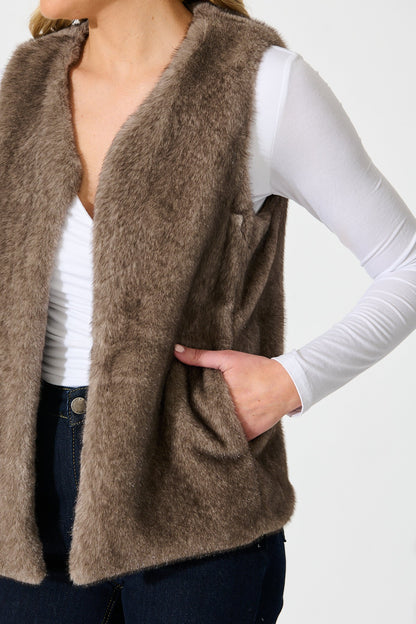 Talita Faux Fur Vest in Taupe
